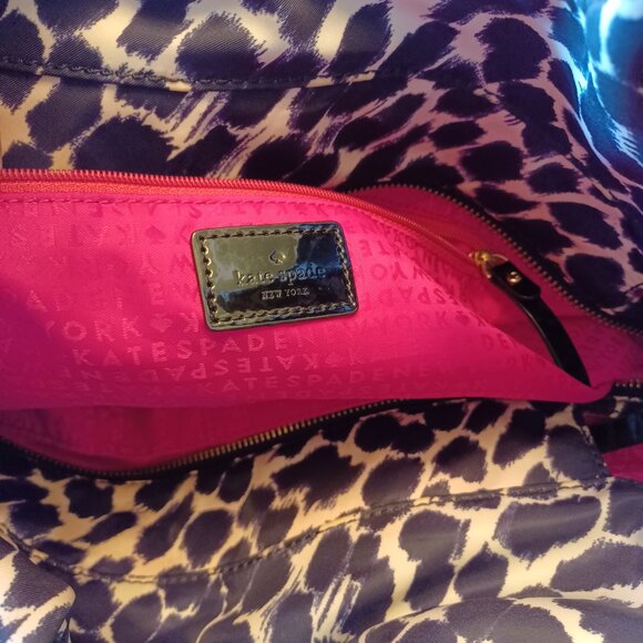 Kate Spade Giraffe Print Tate Lindenwood Nylon Tote Bag - Picture 3 of 10